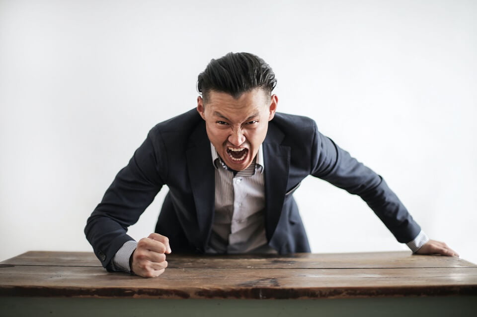 como-contratar-a-un-mal-jefe-bad-boss-experience